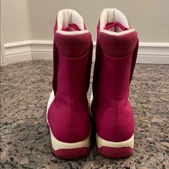 Lands End Children’s Boots - Size 5 Youth - Picture 3 of 6